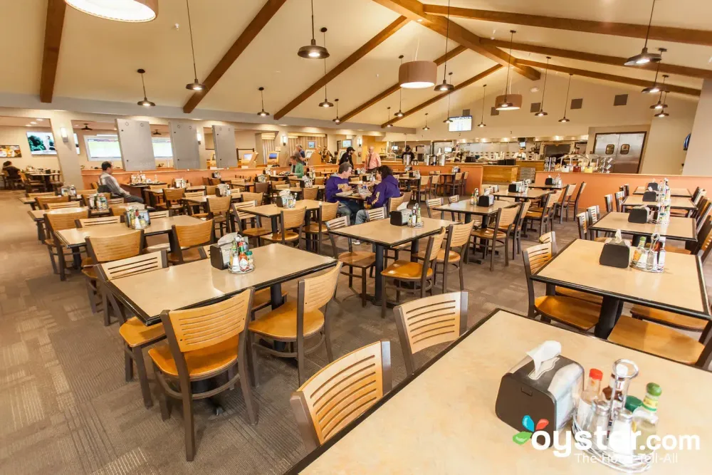 Features Yavapai Lodge